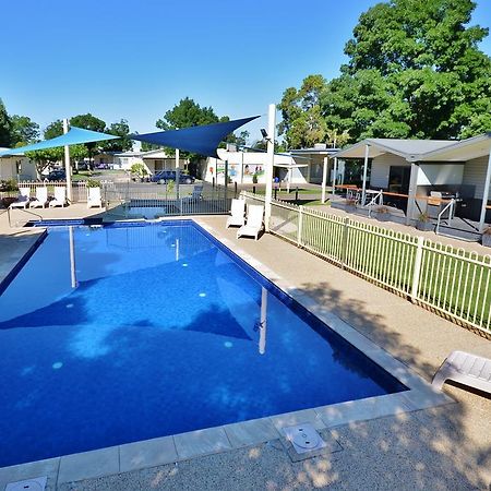 Отель Big4 Mildura Getaway Экстерьер фото