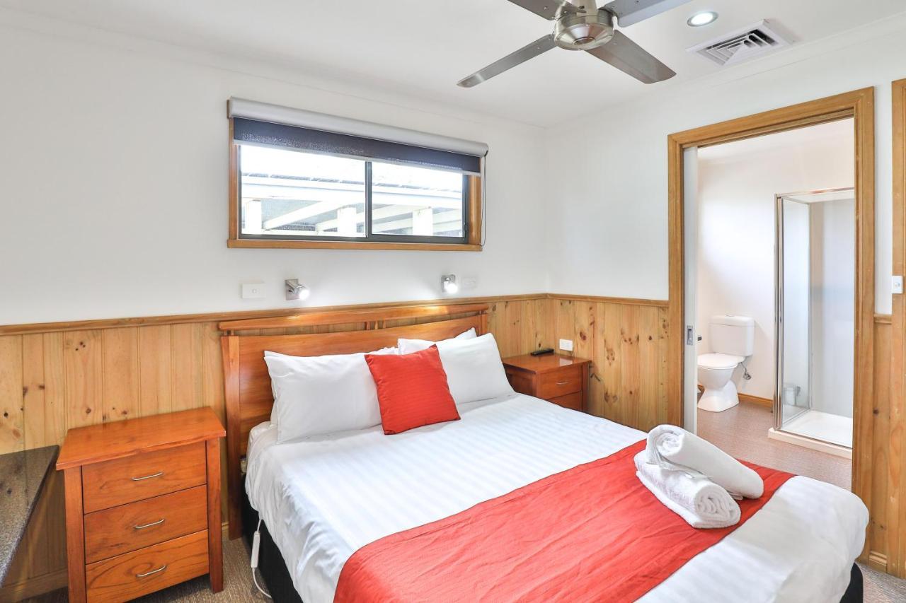 Отель Big4 Mildura Getaway Экстерьер фото