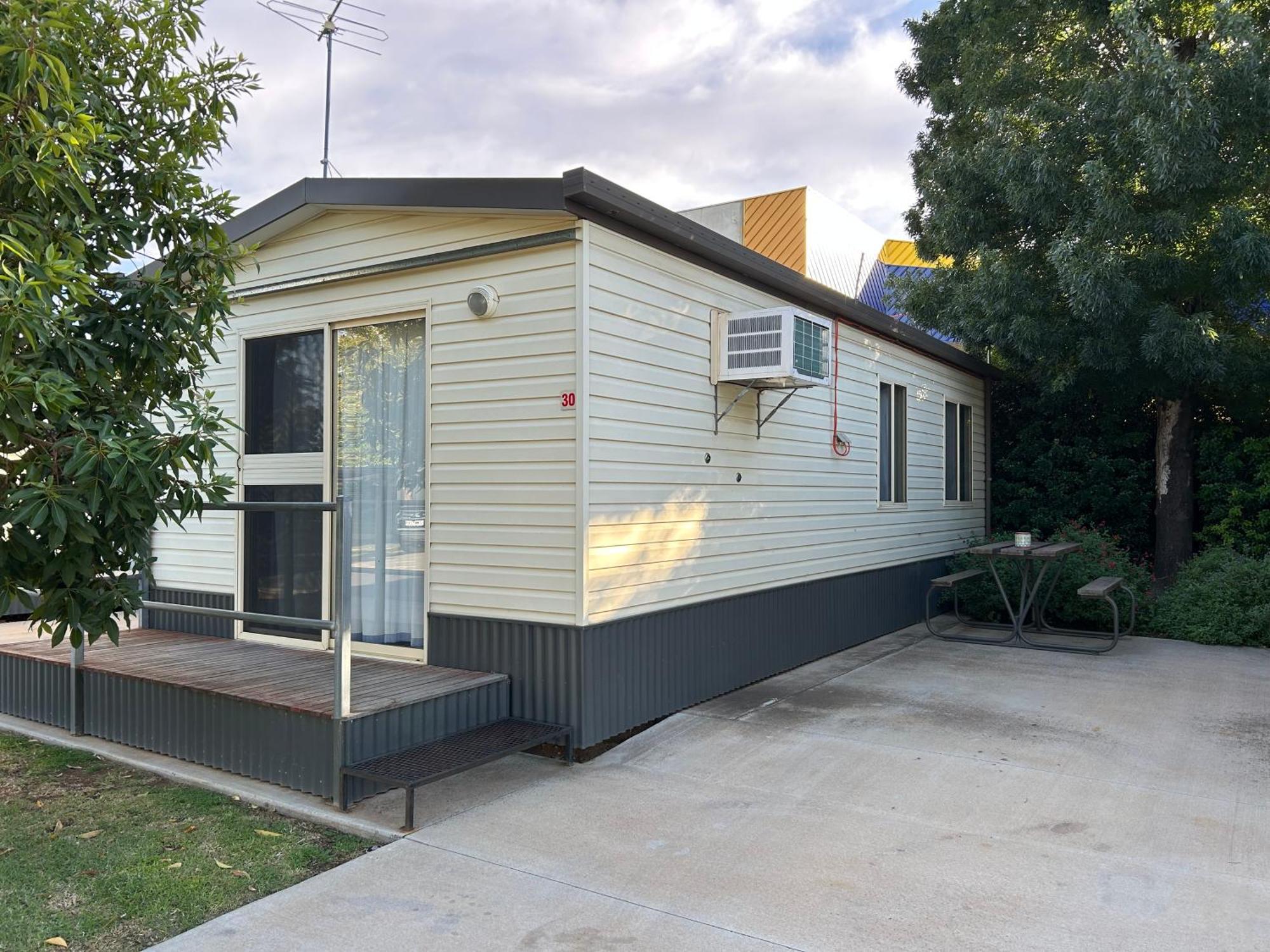 Отель Big4 Mildura Getaway Экстерьер фото