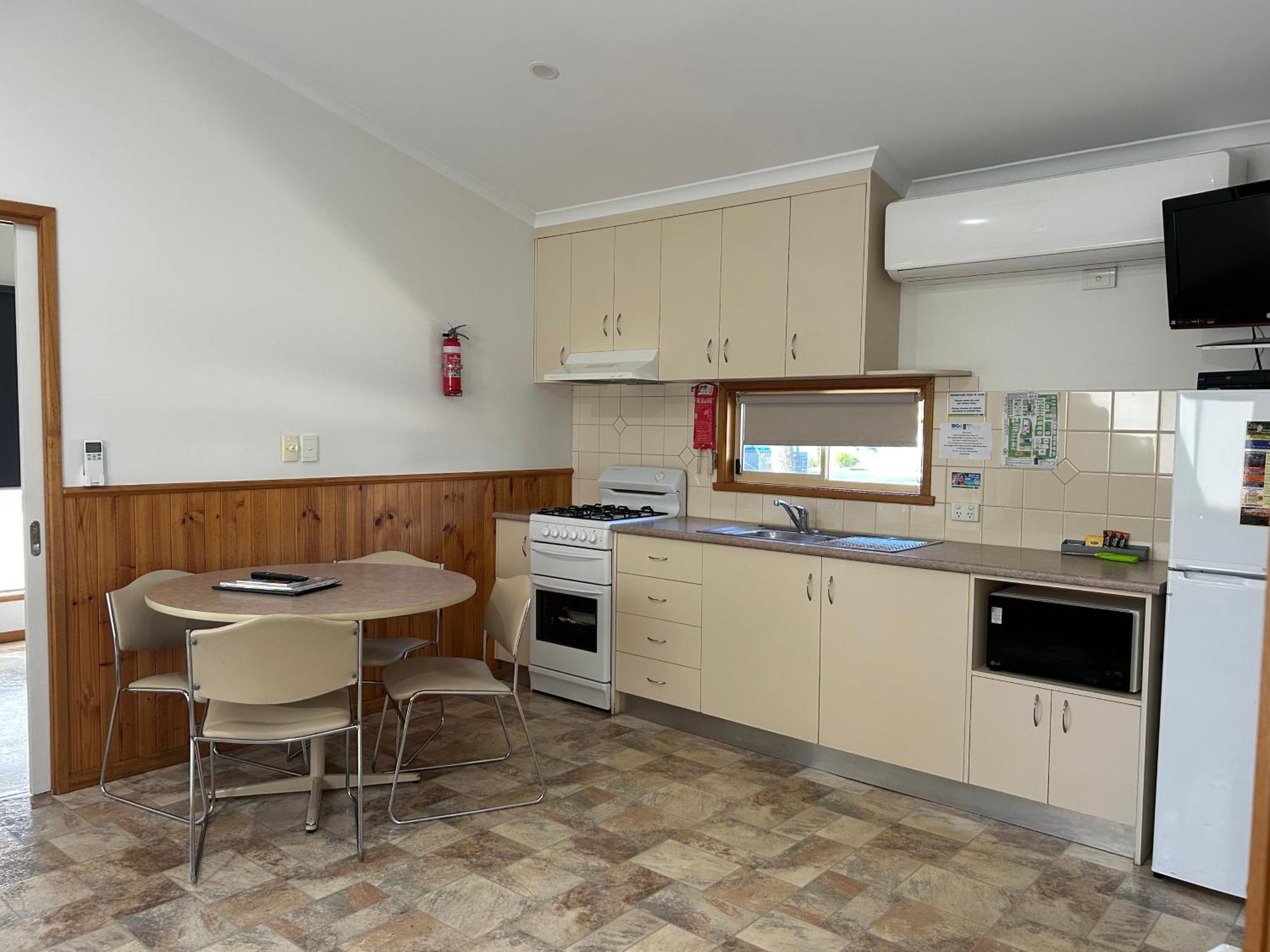 Отель Big4 Mildura Getaway Экстерьер фото
