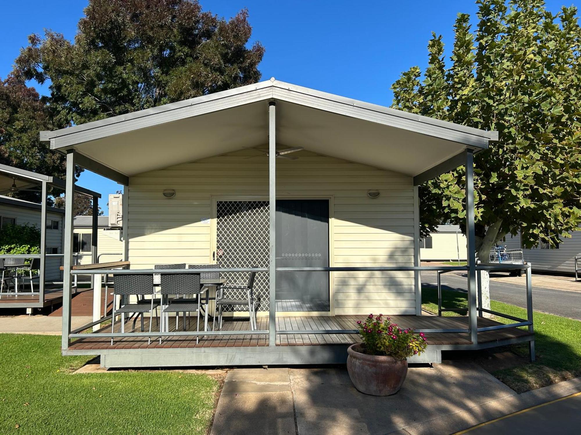 Отель Big4 Mildura Getaway Экстерьер фото