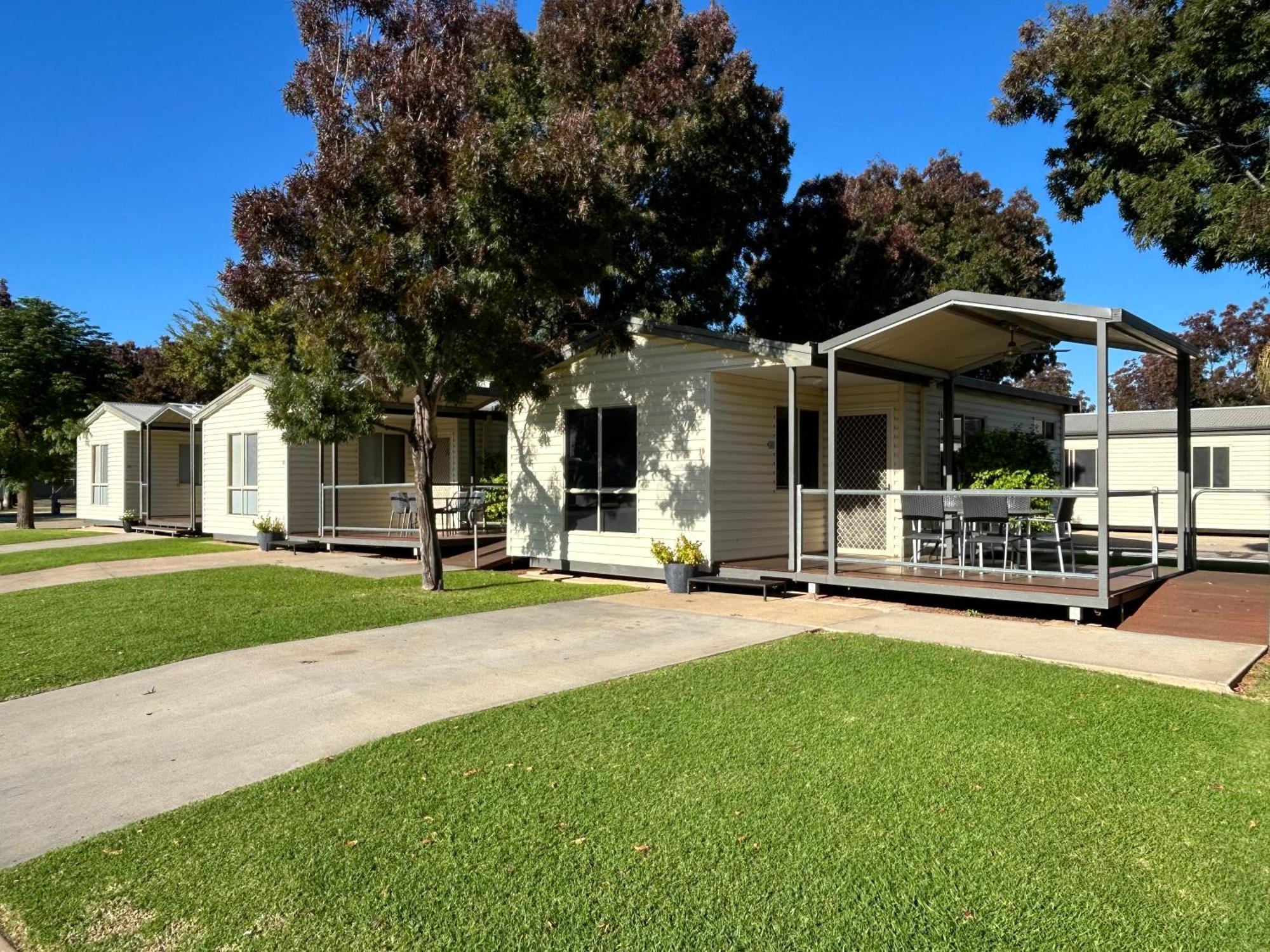 Отель Big4 Mildura Getaway Экстерьер фото